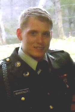 u.s. army pfc christian warriner