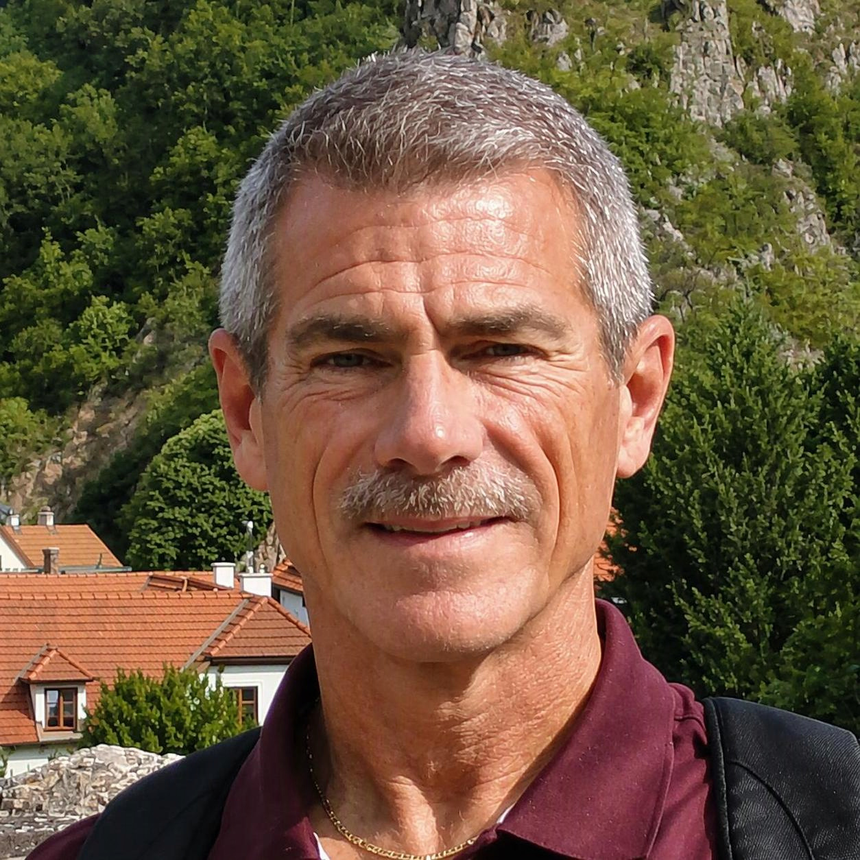 mario arnaez
